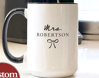 Simplistic Personalized Last Name Coffee Mug For Her - Minimalistic Birthday Wedding Bridesmaid Gifts Aunt Mom Grandma Wife