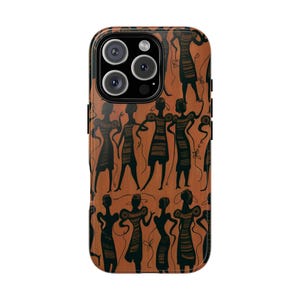 Funda para teléfono con diseño de arte de mujeres tribales africanas y patrimonio cultural.