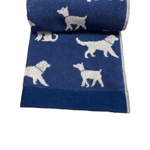 Navy Dog Design Bath Towel – 100% Cotton – Cute Pet Lover Gift or Bathroom Decor