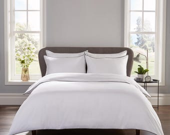 Luxury White Cotton Duvet Cover Set: Hotel Quality Piped Edge