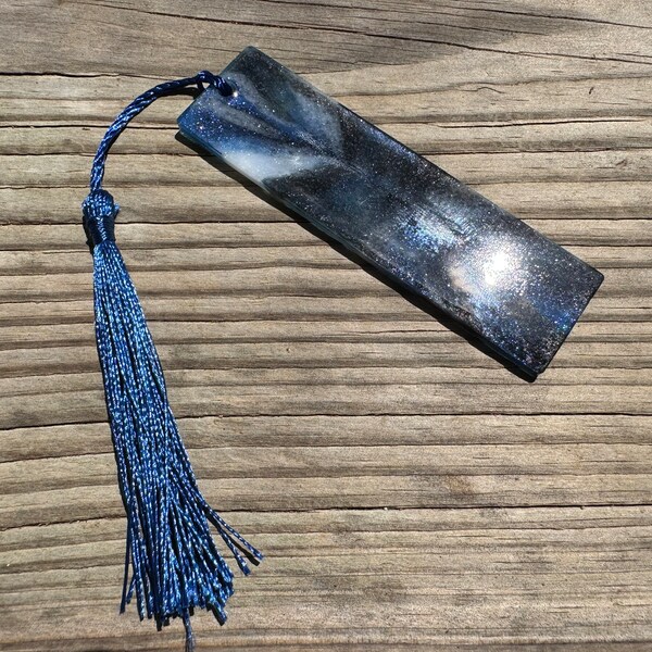 1.2 x 3.8 Flexible Bookmark Blue Purple Duochrome White and Black with Blue Tassel