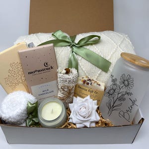 Relaxation Care Package for Women, Pampering Care Package, Spa Care Package, Wellness Care Basket, Holiday Gift, Personalized Birthday Gift