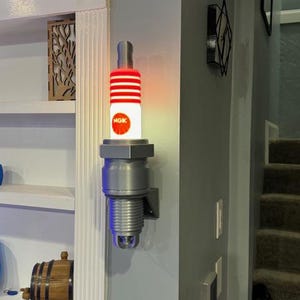 Spark plug lamp Wall mount