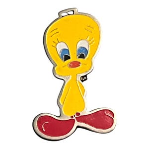 1979 Tweety Bird Warner Brothers lapel pin Vintage