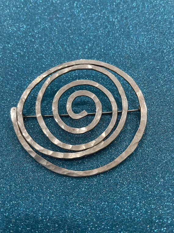 O'Keeffe Inspired Brooch Sterling Silver represent