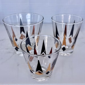 poolside wine glasses Poolside Custom Outdoor Wine Glasses