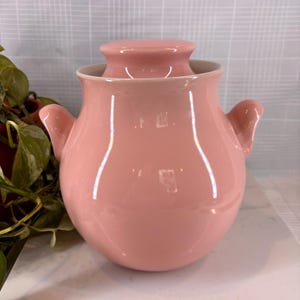Vintage Pastel Pink Ceramic Lidded Jar / Bean Pot, Cookie Jar