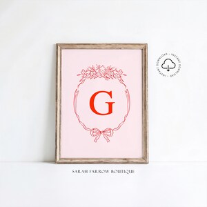 Arte de pared imprimible con la letra G, regalo para niña, decoración de habitación infantil, póster inicial de estilo vintage, letras del alfabeto rosa y rojo, arte para guardería con la letra G