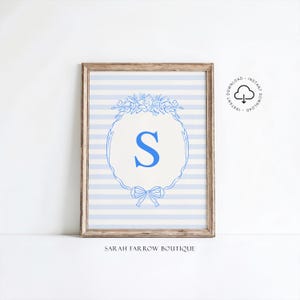 Póster imprimible con la letra S, regalo para bebé niño, arte de pared para habitación infantil, estilo vintage, letras del alfabeto azul y marfil, decoración infantil, arte con la letra S