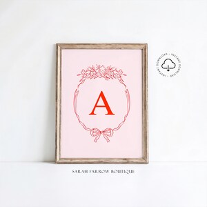 Letra A imprimible, regalo para niña, arte de pared para habitación infantil, póster inicial de estilo vintage, arte de pared rosa y rojo, arte de letras del alfabeto, decoración de guardería A
