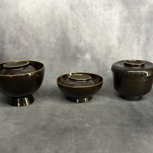 ヴィンテージ木製漆塗りボウル6個セット、ヴィンテージ日本製黒/茶色漆塗りボウル