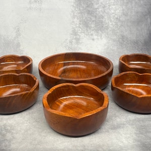 Set of 6 Wooden Bowls, Vintage Japanese Bowl Set
