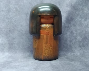 関口三作こけし (21 cm/8.3 インチ)、ヴィンテージ日本の創作木製人形
