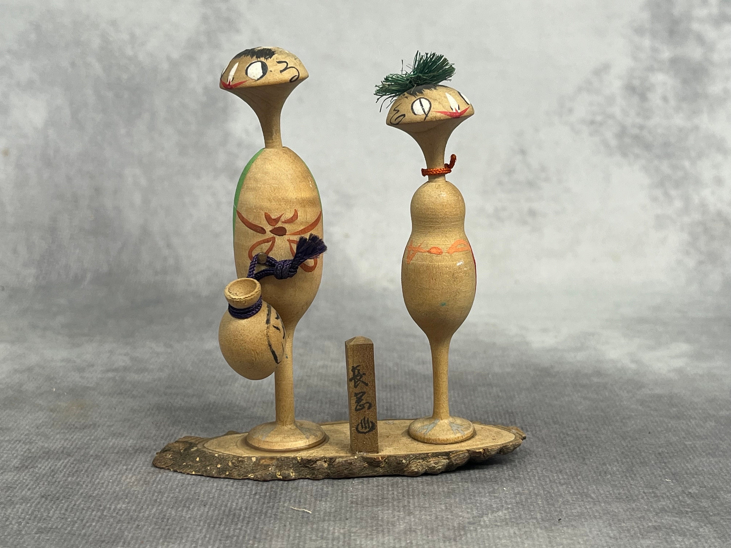 ミニチュア首振りこけし人形、ヴィンテージ日本製木製こけし、日本製