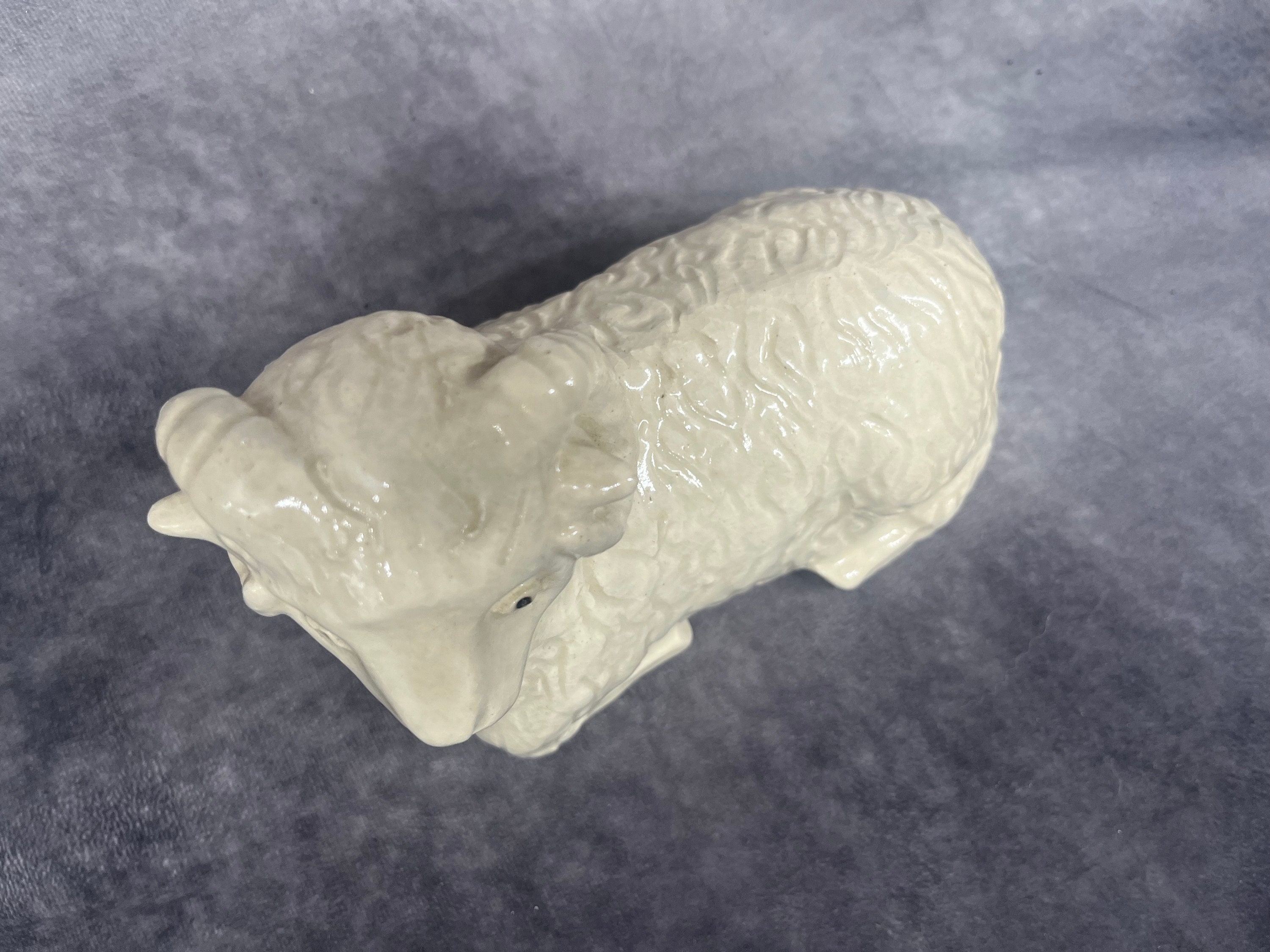 羊の彫刻 陶器製 工芸品 ヴィンテージ磁器の羊、手作りの日本製磁器の羊/羊 - Etsy 日本