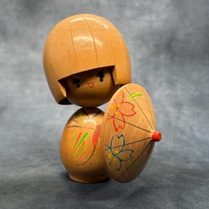 Creative Kokeshi Doll with Umbrella / Parasol, Vintage Wooden Sosaku Kokeshi, Hand Made Folk Art From Japan