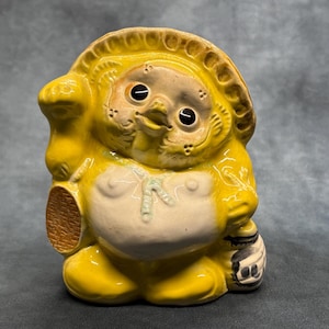 Japanese Shigaraki-Ware Tanuki Raccoon Dog Tokkuri Pottery Vintage Porcelain Ornamental Statue 16.5cm