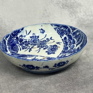 Japanese Porcelain Side Bowl / Dish Antique Blue & White China