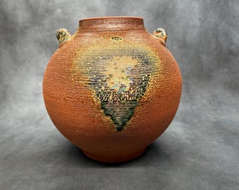 Vintage japanische Shigaraki-yaki Studio-Keramikvase - Hand geworfenes strukturiertes Ascheglasur-Glas mit Doppelgriffen, Japan c.1970er Jahre