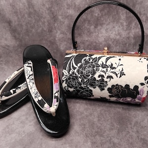 Sac Zanmai haut de gamme Furisode avec sandales Zori assorties, ensemble luxueux. Accessoires de kimono japonais vintage / Ensemble vêtement de cérémonie, chaussures et sac