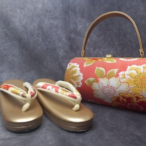Sac Zanmai haut de gamme Furisode avec sandales Zori assorties, ensemble luxueux. Accessoires de kimono japonais vintage / Ensemble vêtement de cérémonie, chaussures et sac