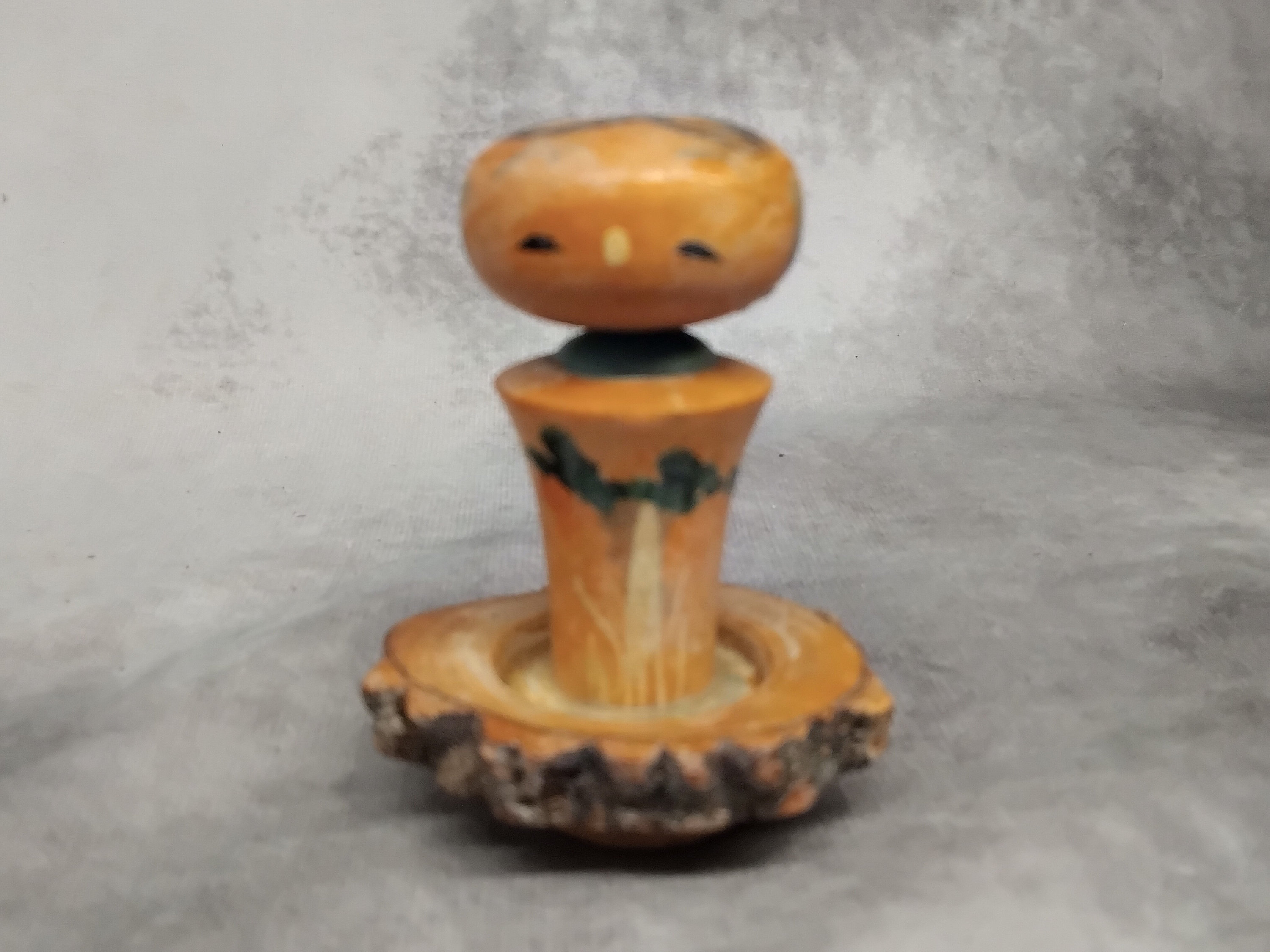 ミニチュア首振りこけし人形、ヴィンテージ日本製木製こけし、日本製