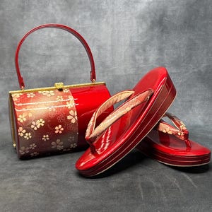Sac Zanmai haut de gamme Furisode avec sandales Zori assorties, ensemble luxueux. Accessoires de kimono japonais vintage / Ensemble vêtement de cérémonie, chaussures et sac