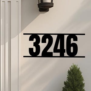 Minimalistisches Hausnummer Schild aus Metall