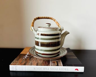 Vintage Japanese stoneware teapot - Handmade