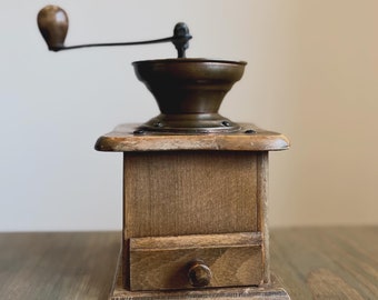Antique coffee grinder - Wood & Brass