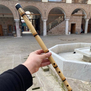 Handcrafted Shaman Flute for Meditative Melodies and Ritualistic Harmony