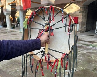 Handgefertigte 45 cm lange Schamanentrommel aus Büffelleder - Sacred Sound Healing Instrument
