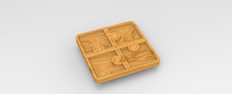 Puede incluir: Un rompecabezas de madera con cuatro piezas cuadradas que encajan. Cada pieza tiene una forma &uacute;nica recortada.