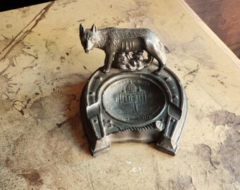 Vintage Wolf Good Luck Horse shoe Ashtray