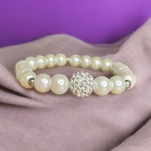 CLEARANCE **White Glass Pearl and Rhinestone Bead Elasticated Bracelet, Stretch Bangle, Wedding Jewellery, Bridesmaid Gift