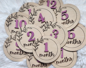 Wooden Monthly Milestone Baby Disc Baby Milestone Cards Monthly Milestone Markers for Baby Photos Baby Photo Prop Baby Shower Month Photos