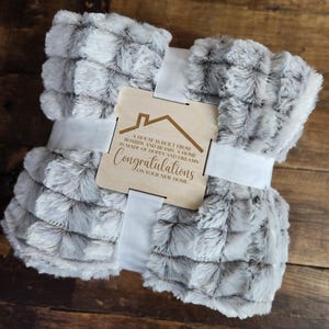 Personalized Gift Tag for blanket gift set, personalized blanket gift tag, Christmas blanket, new home gift, realtor gift