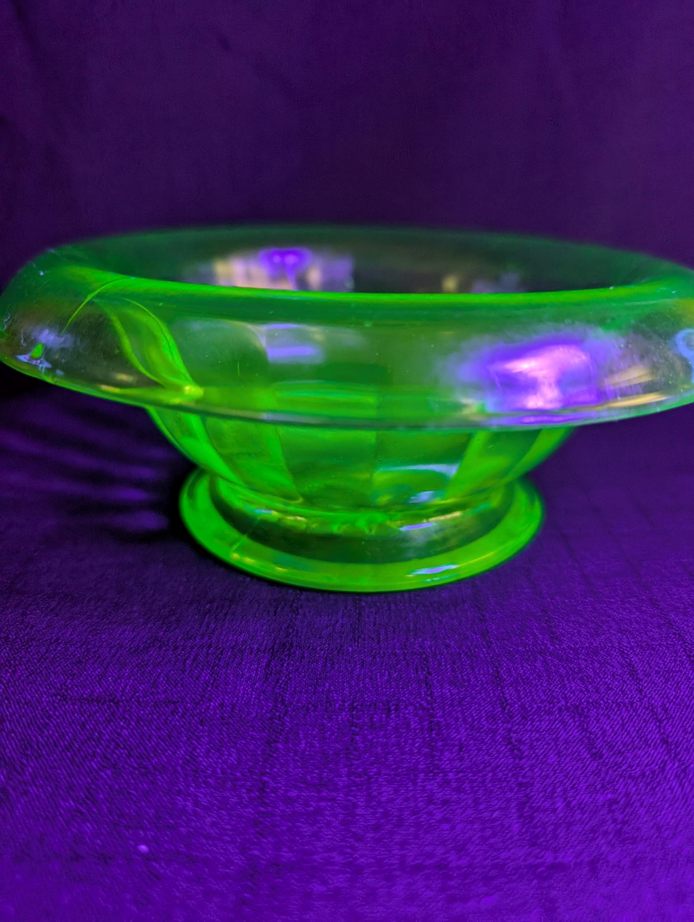 Uranium Glass Berry Bowl - Etsy