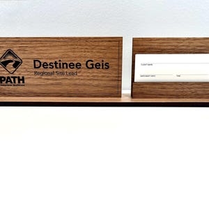 Plaque signalétique de bureau | Plaque signalétique et porte-cartes de visite personnalisés | Porte-cartes de visite | Panneau de réception | Plaque signalétique de direction | Prénom