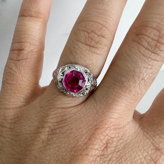 14K White Gold Art Deco Synthetic Ruby Ring - image 1