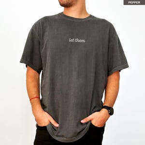 Anxiety relief tee in pepper gray