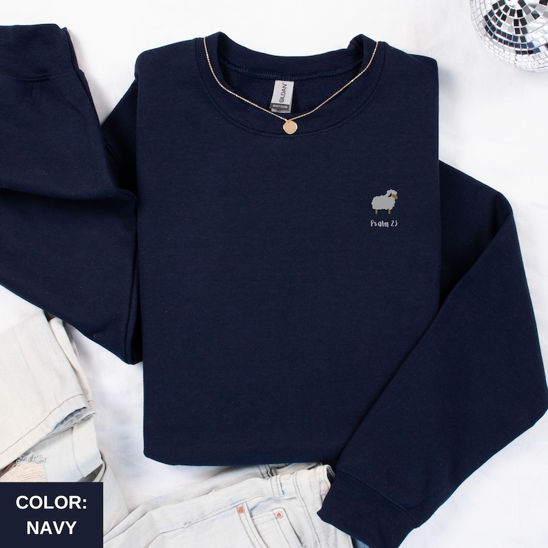 psalms 23 sweatshirt in navy
