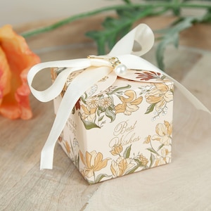 10 Sets of Favor Boxes, 10 Pcs Wedding Favor Boxes, Custom Tags, Floral Favor Boxes, Bridal Shower Favor Boxes, Party Favor Boxes