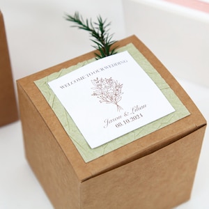 5 Pcs Personalized Wedding Favor Boxes, Custom Wedding Favor Boxes, Bridal Show Gift Boxes, Guest Gift Boxes with Preserved Flower