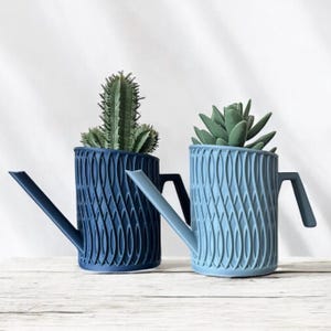 Watering Can with Handle | 20 Colors Available | Minimalistic Watering Can Decor | Gift for Plant Lover | Unique 3D Printed Decor