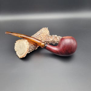 Ball style pipe