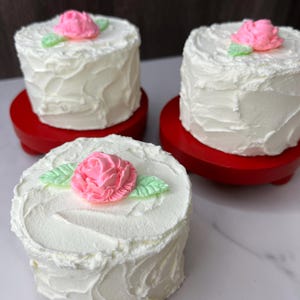 Mini Rose Fake Cake Tier Tray Decor