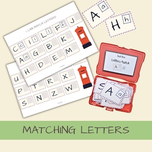 Puede incluir: Dos hojas de actividades blancas tituladas I CAN MATCH LETTERS con filas de letras mayúsculas e ilustraciones de buzones rojos, junto a una caja de almacenamiento de plástico roja que contiene tarjetas con letras.