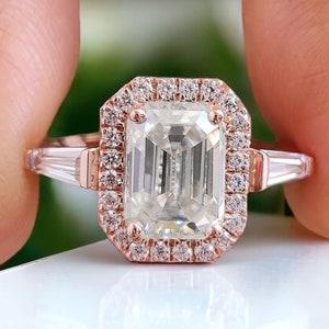 1.85 CT Emerald Cut Moissanite Ring Three Stone Engagement Ring Bridal Wedding Ring Anniversary Gift Ring Valentine&#39;s Gift For Women LL258