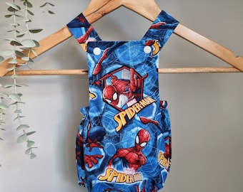 Handgemaakte Spiderman-babyromper: superheldenoverall